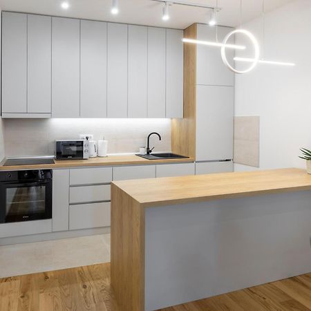 Apartment Simpatico โนวีซาด ภายนอก รูปภาพ